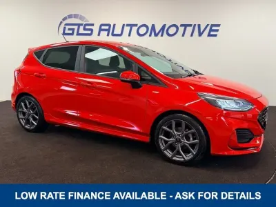 Usado Ford Fiesta ST-Line 125 HP (91 kW) 2023 Vermelho Citadino