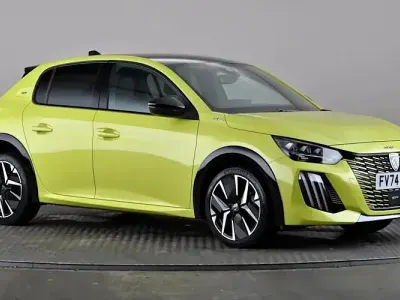 Used Peugeot 208 GT 102 HP (75 kW) 2024 Yellow Hatchback