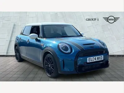 Used Mini Cooper S Exclusive 178 HP (130 kW) 2024 Blue Hatchback