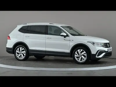 Used VW Tiguan Allspace Life 150 HP (110 kW) 2022 White SUV