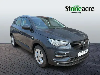 Usado Vauxhall Grandland X 130 CV (95 kW) 2019 Gris SUV