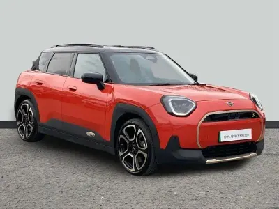 Usado Mini Aceman Exclusive 160 kW (218 CV) 2025 Rojo SUV