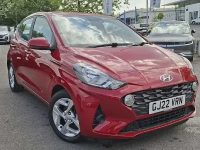Gebraucht Hyundai i10 SE 67 PS (49 kW) 2022 Rot Kleinwagen