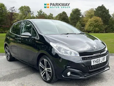 Used Peugeot 208 GT-line 110 HP (80 kW) 2019 Black Hatchback
