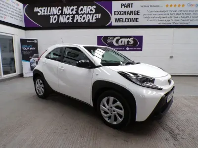 Used Toyota Aygo X PURE 72 HP (52 kW) 2023 White SUV
