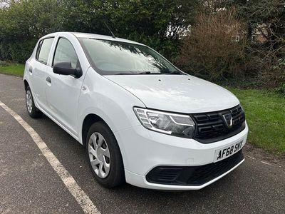 Used Dacia Sandero Essentiel 2018 White Hatchback