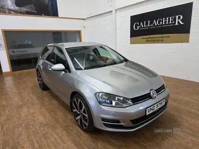 Used VW Golf VII Match 105 HP (77 kW) 2015 Silver Hatchback