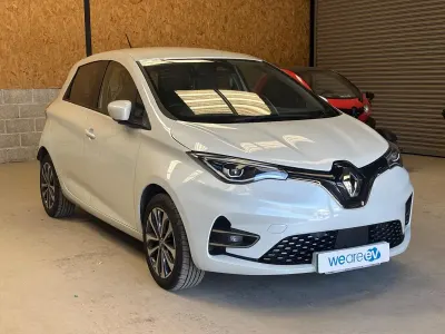 Used Renault Zoe GT-Line 100 kW (136 HP) 2021 White Hatchback