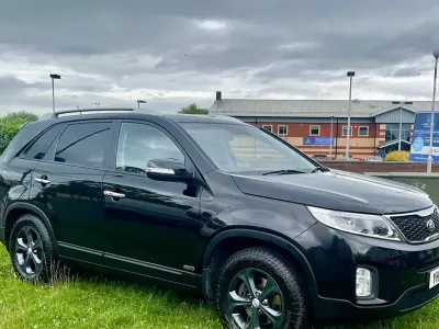 Used Kia Sorento 200 HP (147 kW) 2015 Black SUV