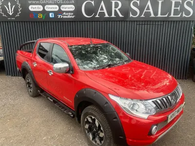 Used Mitsubishi L200 2017 Red Pickup
