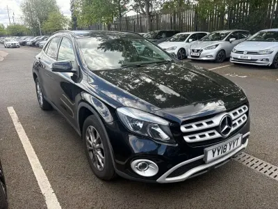 Usado Mercedes GLA200 SE 136 HP (100 kW) 2018 Preto SUV