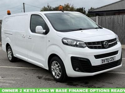 White Used 2020 Vauxhall Vivaro Sportive MPV | £9,400 (Good price)