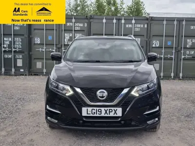 Used Nissan Qashqai N-Connecta 150 HP (110 kW) 2019 Black SUV