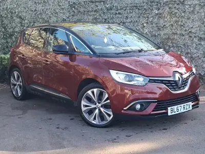 Używany Renault Scenic E-Tech Dynamique 110 KM (80 kW) 2017 Czerwony Minivan