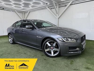 Used Jaguar XE R-Sport 180 HP (132 kW) 2017 Grey Sedan
