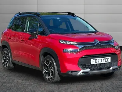 Used Citroën C3 Aircross PureTech 131 HP (96 kW) 2023 Pepper red with perla nera black bitone roof SUV