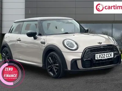 Używany Mini Cooper Hatch 136 KM (100 kW) 2022 Szary Hatchback