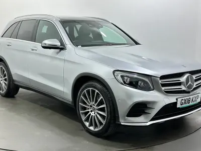 Begagnad Mercedes GLC250 AMG Line Premium Plus 211 HK (155 kW) 2018