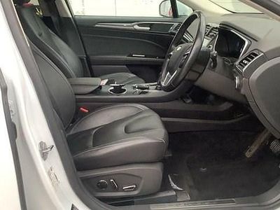 Usado Ford Mondeo Titanium 187 HP (137 kW) 2021 Branco Carrinha