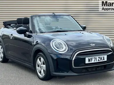 Używany Mini Cooper Classic 136 KM (100 kW) 2021 Niebieski Hatchback