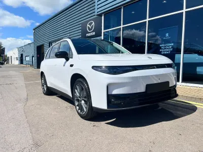 New Leapmotor C10 160 kW (218 HP) 2026 Pearly white SUV