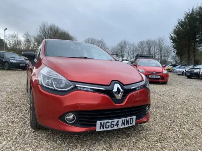 Gebraucht Renault Clio IV Dynamique 90 PS (66 kW) 2015 Rot Kleinwagen