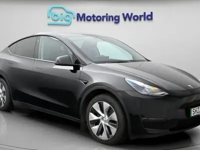 Used Tesla Model Y Long Range AWD 286 kW (389 HP) 2025 SUV