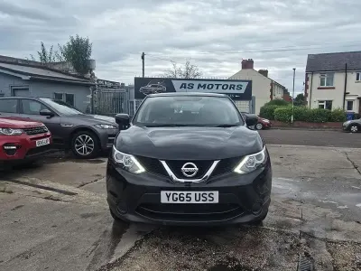 Used Nissan Qashqai S 115 HP (84 kW) 2015 Black SUV