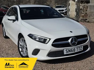 Used Mercedes A180 Executive 116 HP (85 kW) 2018 White Hatchback