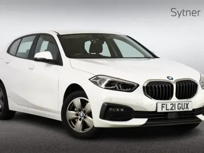 Used BMW 116 Sport Line 114 HP (83 kW) 2021 White Hatchback