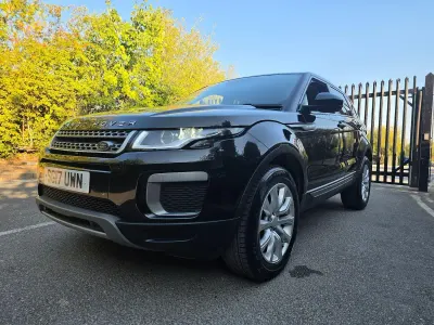 Used Land Rover Range Rover evoque SE 150 HP (110 kW) 2017 Black Estate