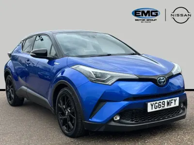 Second-hand Toyota C-HR 122 CP (89 kW) 2019 Albastru SUV