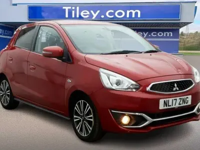 Used Mitsubishi Mirage 79 HP (58 kW) 2017 Red Hatchback