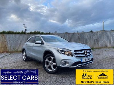 Used Mercedes GLA200 Executive 156 HP (114 kW) 2018 Silver SUV
