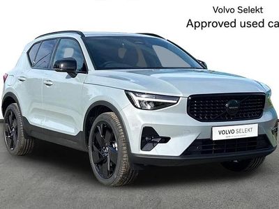 New Volvo XC40 Plus 161 HP (118 kW) 2026 Grey SUV