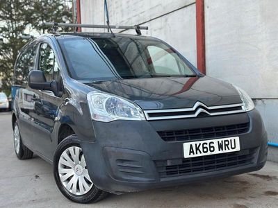 Used Citroën Berlingo 75 HP (55 kW) 2016 Grey MPV
