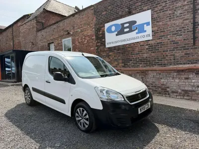 Used Peugeot Partner 2018 White