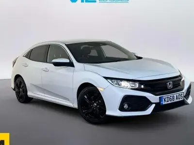 Käytetty Honda Civic SR 126 HP (92 kW) 2022 Viistoperä