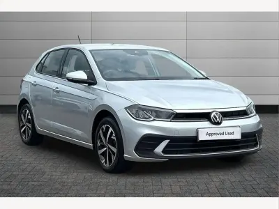 Used VW Polo Life 95 HP (69 kW) 2023 Silver Hatchback