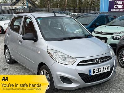 Used Hyundai i10 Classic 85 HP (62 kW) 2012 Silver Hatchback