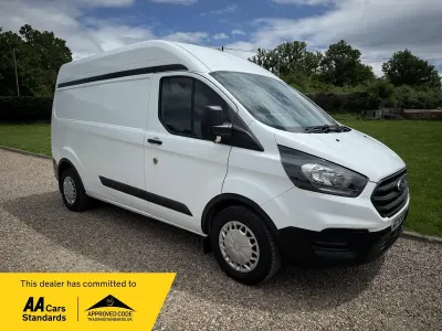 Used Ford Transit Custom 105 HP (77 kW) 2019 White Van