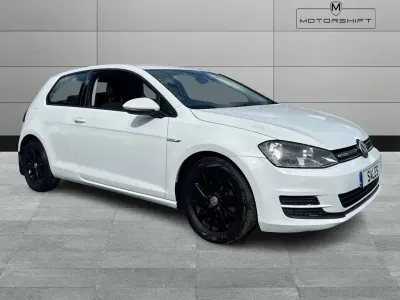 Begagnad VW Golf VII S 110 HK (80 kW) 2014 Vit Halvkombi