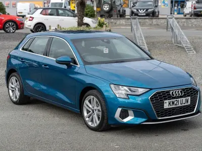 Used Audi A3 Sportback Sport 110 HP (80 kW) 2021 Blue Hatchback