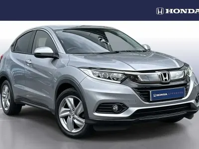 Käytetty Honda HR-V SE 130 HP (95 kW) 2019 Hopea Katumaasturi