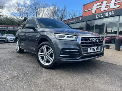 Używany Audi Q5 S-Line 190 KM (139 kW) 2019 Szary SUV