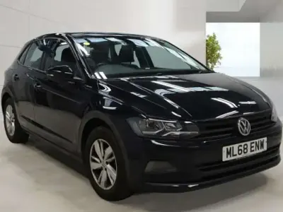 Begagnad VW Polo SE 95 HK (69 kW) 2020 Halvkombi