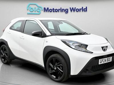 Begagnad Toyota Aygo X PURE 72 HK (52 kW) 2024 Vit SUV