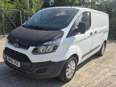 Used Ford Transit Custom 105 HP (77 kW) 2016 White Van