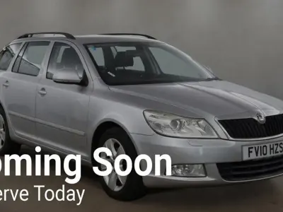 Begagnad Skoda Octavia Elegance 170 HK (125 kW) 2010 Silver Kombi