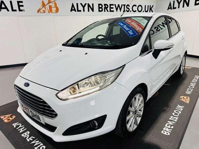Used Ford Fiesta Titanium 2017 White Hatchback